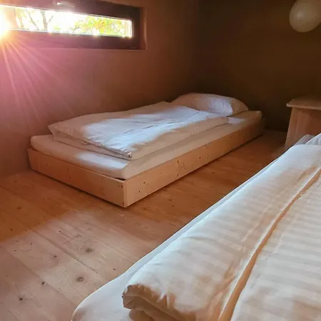 Naturcamping Brettmuehlenteich Apartment Zschorna