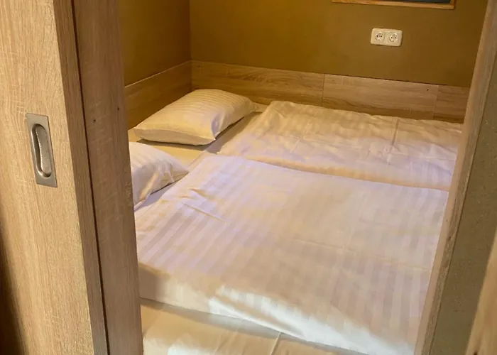 Naturcamping Brettmühlenteich Zschorna